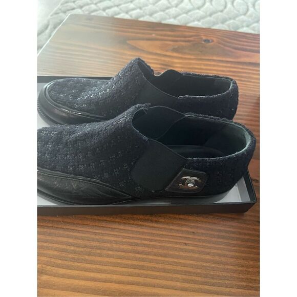 Chanel leather and tweed slip on Loafers - Picture 8 of 12